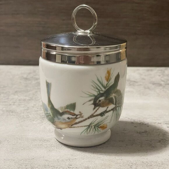 Vintage Royal Worcester Wild Birds Porcelain Covered Egg Coddler Made in England - Picture 2 of 9